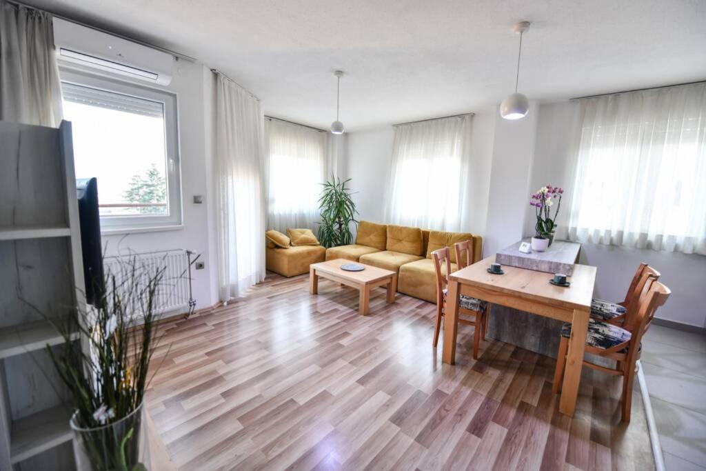 Exclusive 7- New Modern Cozy Apartment Kočani Zewnętrze zdjęcie